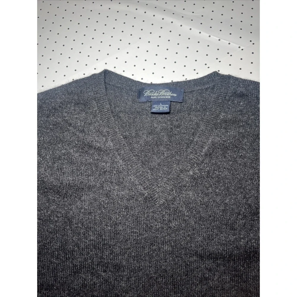 Brooks Brothers 100% Cashmere V-Neck Sweater Gray Men's Large Made In Britain